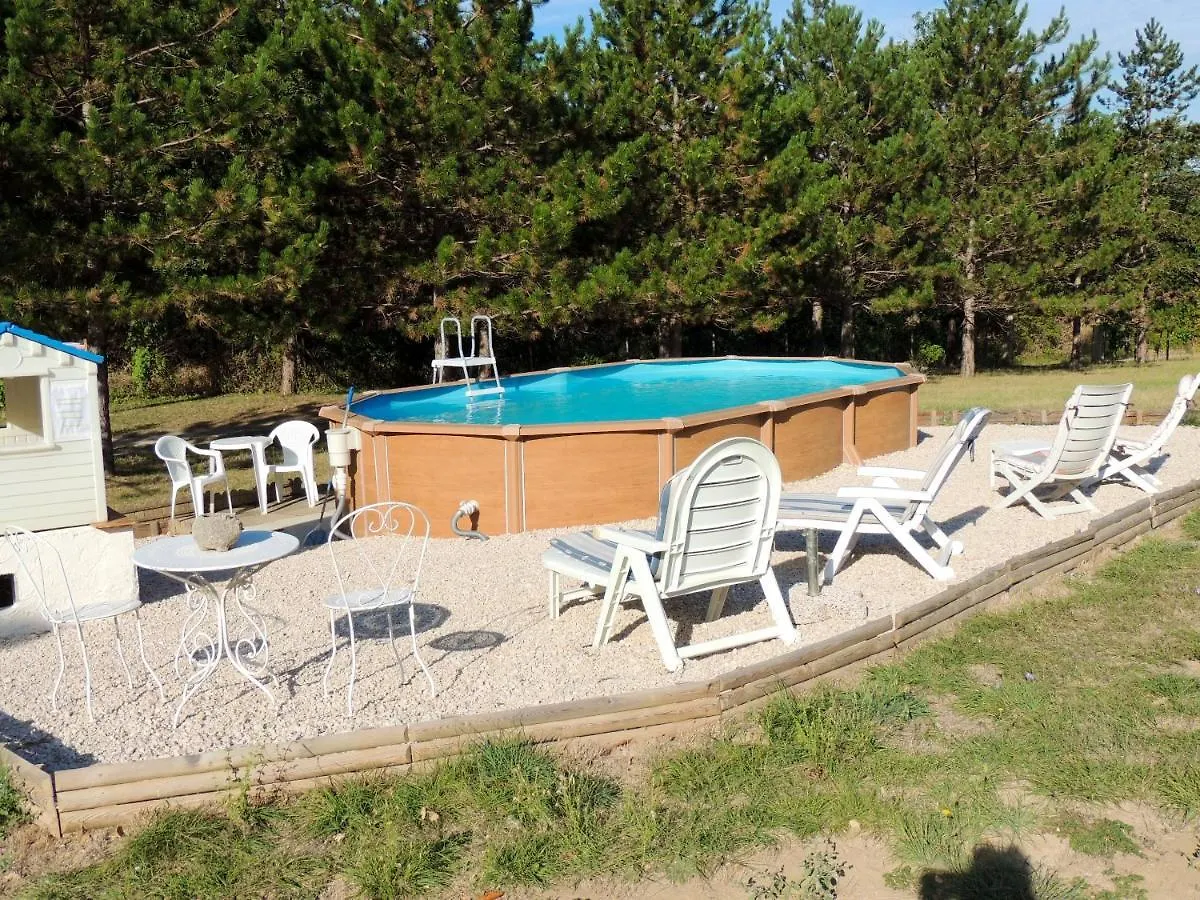 Chalet Confortable Aux Tourettes Avec Piscine Partagee Les Tourrettes France